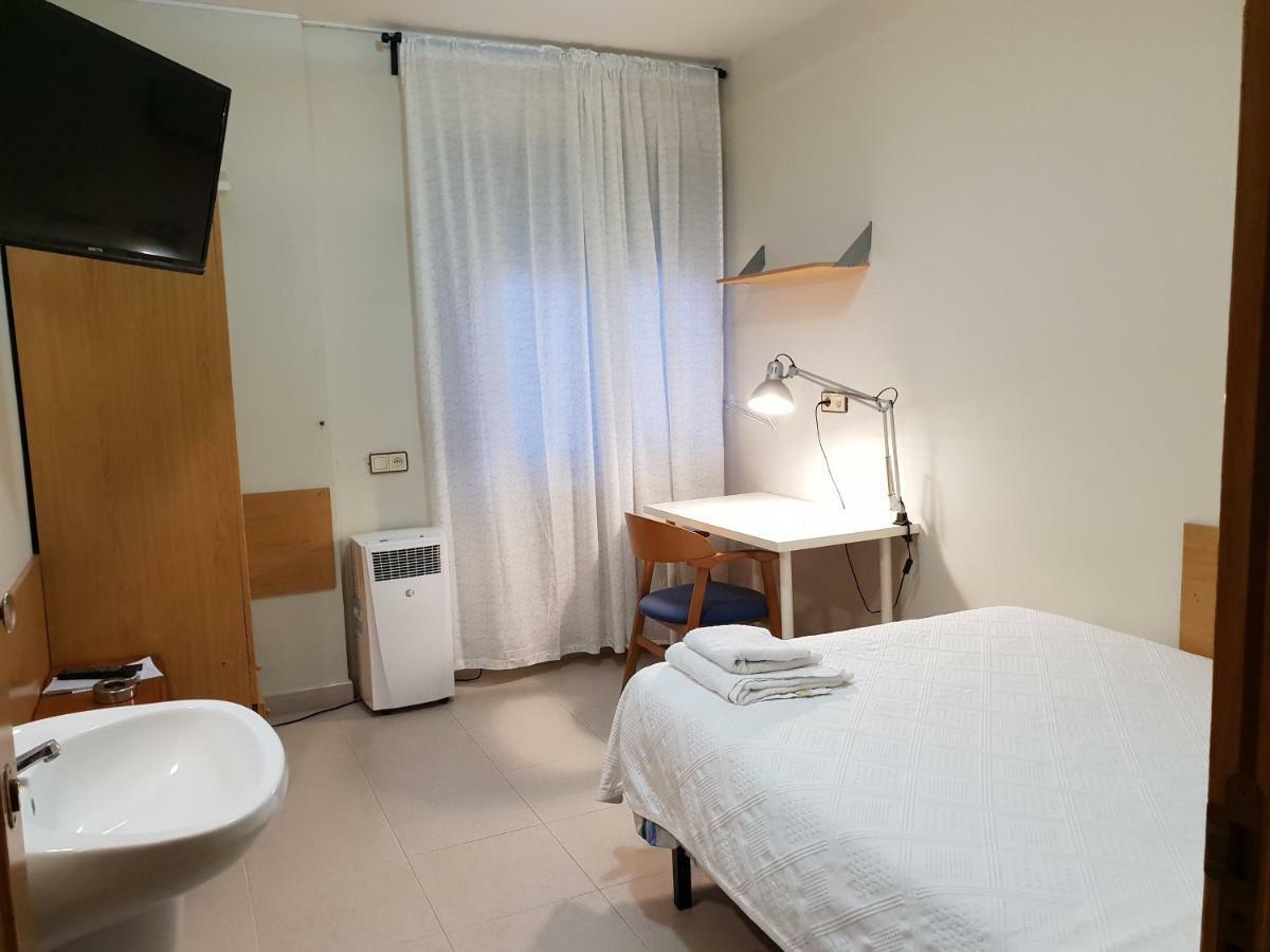 Residencial Oscense Hotel Huesca Luaran gambar